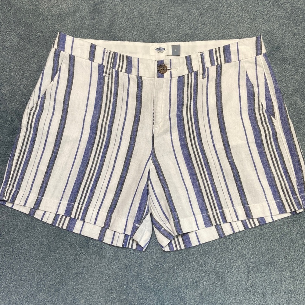 Linen blend shorts